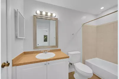 815 W Boynton Beach Boulevard, Unit #14-201, Boynton Beach, FL 33426 - Photo 21