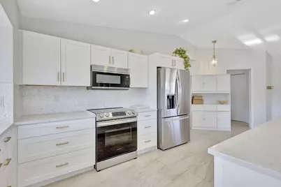 1902 SE South Buttonwood Drive, Port Saint Lucie, FL 34952 - Photo 25