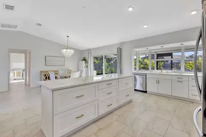 1902 SE South Buttonwood Drive, Port Saint Lucie, FL 34952 - Photo 27