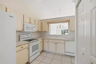 531 NW Broken Oak Trail, Jensen Beach, FL 34957 - Photo 7