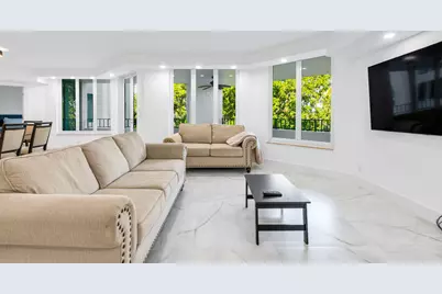 100 SE 5th Avenue, Unit #304, Boca Raton, FL 33432 - Photo 19