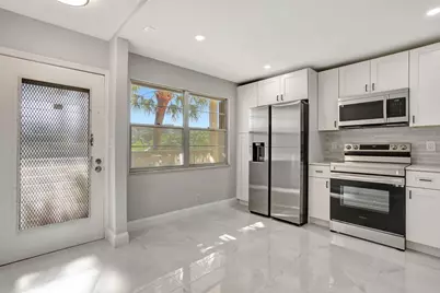 2202 Lucaya Bend, Unit #G2, Coconut Creek, FL 33066 - Photo 5