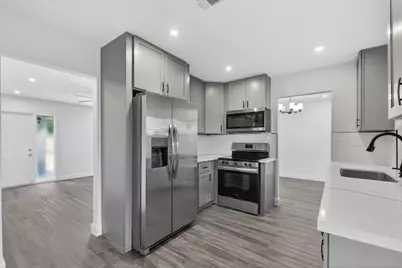 6101 NW 74th Avenue, Tamarac, FL 33321 - Photo 11