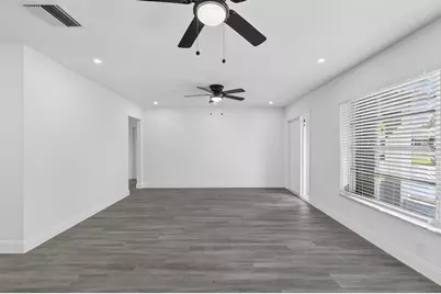 6101 NW 74th Avenue, Tamarac, FL 33321 - Photo 5