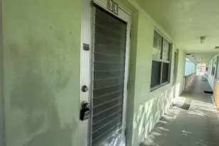 63 Norwich C, West Palm Beach, FL 33417 - Photo 3