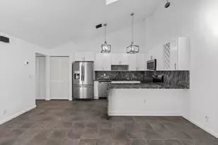 1350 Periwinkle Pl, Wellington, FL 33414 - Photo 11