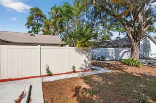 1350 Periwinkle Pl, Wellington, FL 33414 - Photo 45