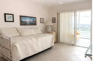 4032 Yarmouth B, Boca Raton, FL 33434 - Photo 5