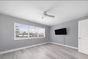 1710 Katherine Ct, Lake Worth, FL 33461 - Photo 11