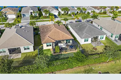11392 SW Carlisle Crossing Avenue, Port Saint Lucie, FL 34987 - Photo 29