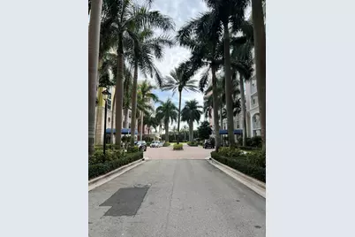 806 E Windward Way #216, Lantana, FL 33462 - Photo 1