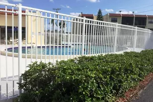 2050 Oleander Blvd Unit, Fort Pierce, FL 34950 - Photo 5