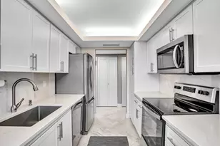 2001 N Ocean Blvd, Boca Raton, FL 33431 - Photo 19