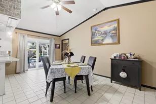 1132 SE Clifton Ln, Port Saint Lucie, FL 34983 - Photo 11