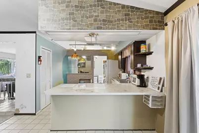 1132 SE Clifton Lane, Port Saint Lucie, FL 34983 - Photo 13