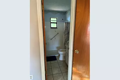 522 NW La Brea Avenue, Port Saint Lucie, FL 34983 - Photo 17