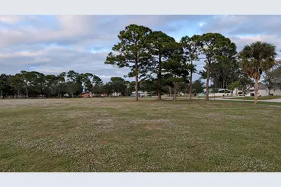 522 NW La Brea Avenue, Port Saint Lucie, FL 34983 - Photo 47