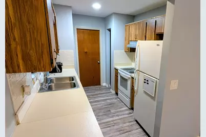 522 NW La Brea Avenue, Port Saint Lucie, FL 34983 - Photo 11