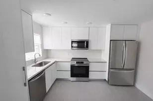 4106 S Carambola Circle Unit, Coconut Creek, FL 33066 - Photo 3