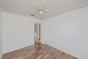 6415 Julia Dr, Milton, FL 32570 - Photo 17