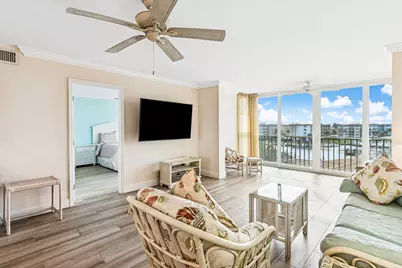 900 Dogwood Drive, Unit #538, Delray Beach, FL 33483 - Photo 15