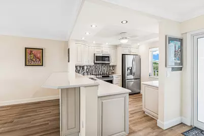 900 Dogwood Drive, Unit #538, Delray Beach, FL 33483 - Photo 5