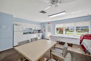 2050 NE 39th St, Lighthouse Point, FL 33064 - Photo 37