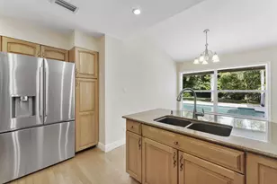 2415 NW 31st St, Boca Raton, FL 33431 - Photo 13