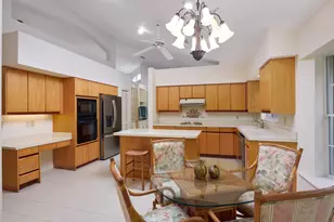 109 Golfview Ct, Palm Beach Gardens, FL 33418 - Photo 7