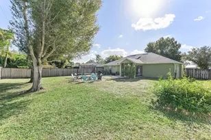 655 SE Ron Rico Terrace, Port Saint Lucie, FL 34983 - Photo 19