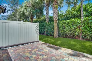 2374 Post St St, Palm Springs, FL 33406 - Photo 25