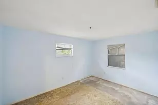 2935 Middle Rd, Fort Pierce, FL 34981 - Photo 9