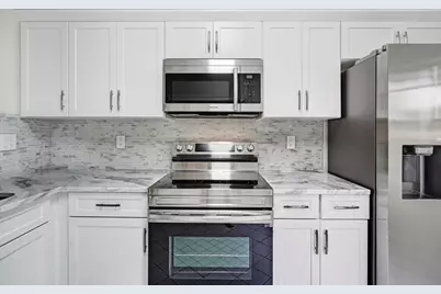 6513 Via Regina, Boca Raton, FL 33433 - Photo 11