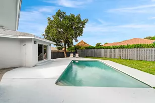 465 NW 11th St, Boca Raton, FL 33432 - Photo 47