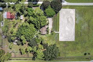 2340 B Rd, Loxahatchee Groves, FL 33470 - Photo 7