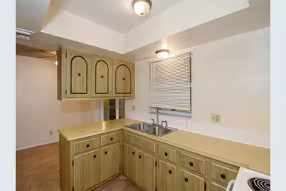 226 SW Reynolds Avenue, Port Saint Lucie, FL 34983 - Photo 7