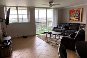 3300 W Rolling Hills Cir, Davie, FL 33328 - Photo 5