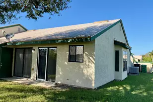 680 SW Veronica Ave, Port Saint Lucie, FL 34953 - Photo 11