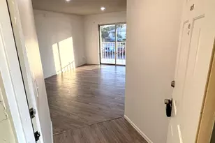 1552 SE Royal Green Cir, Port Saint Lucie, FL 34952 - Photo 3