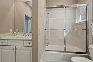 8048 Links Way, Port Saint Lucie, FL 34986 - Photo 9