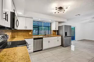 9855 Robins Nest Rd, Boca Raton, FL 33496 - Photo 5