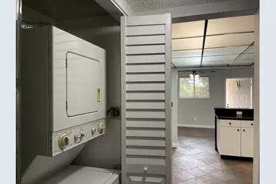 1850 Fairview Villas Drive, Unit #3, Palm Springs, FL 33406 - Photo 7