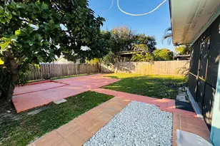 1659 Magnolia Dr Ln, West Palm Beach, FL 33417 - Photo 3