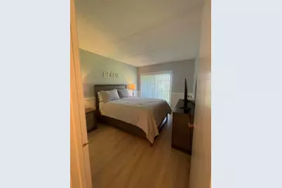 3100 Springdale Boulevard, Unit #214, Palm Springs, FL 33461 - Photo 11