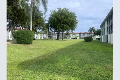 3100 Springdale Boulevard, Unit #214, Palm Springs, FL 33461 - Photo 17