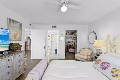 3138 Via Poinciana, Unit #116, Lake Worth, FL 33467 - Photo 25