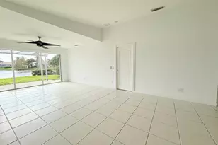 8270 Eleuthera Ln, Wellington, FL 33414 - Photo 13