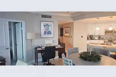 1881 79th St Cswy Causeway, Miami Beach, FL 33141 - Photo 5