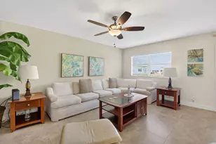 1 Valencia A, Delray Beach, FL 33446 - Photo 25