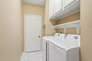 1578 SW Harbour Isles Cir, Port Saint Lucie, FL 34986 - Photo 19